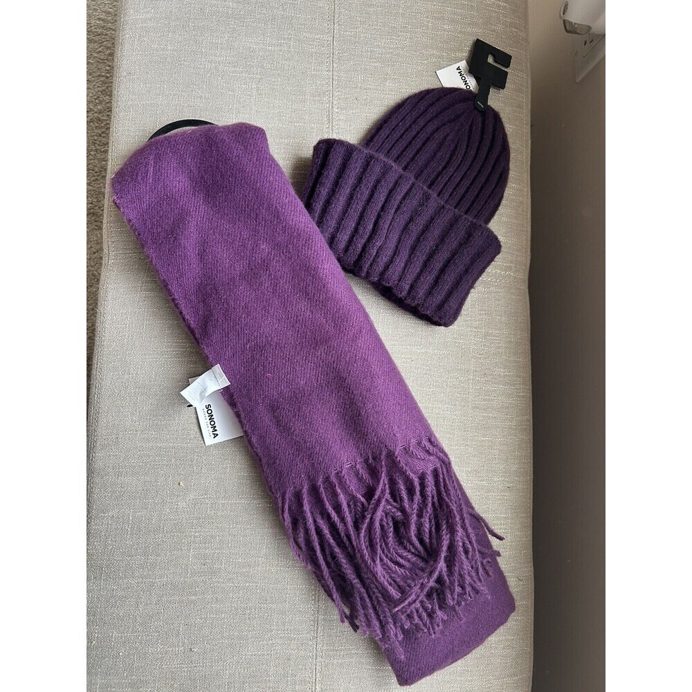SONOMA GOODS FOR LIFE Hat & Scarf set. NWT. Purple soft &cozy, shawl, sc…